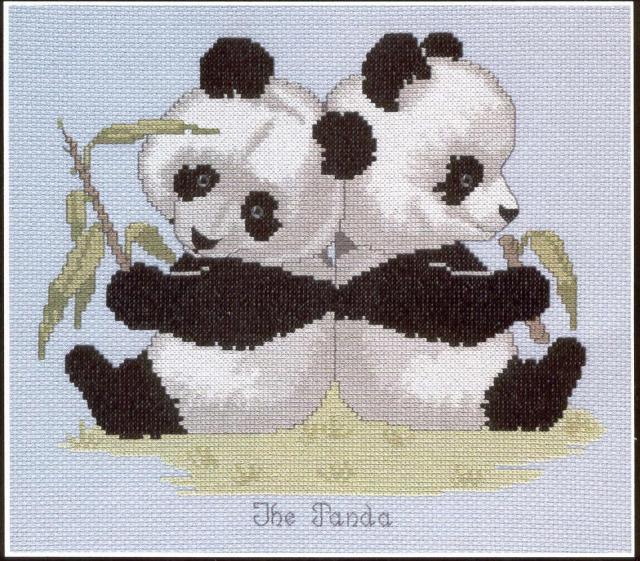 Вышивка на подушку панда